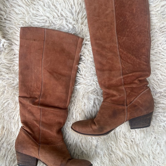 Vintage Brown Leather Knee-High Boots - Picture 3 of 7